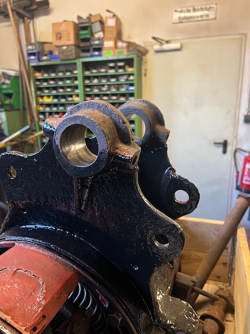 251215 Lichtmaschine Auge ausgebuchst