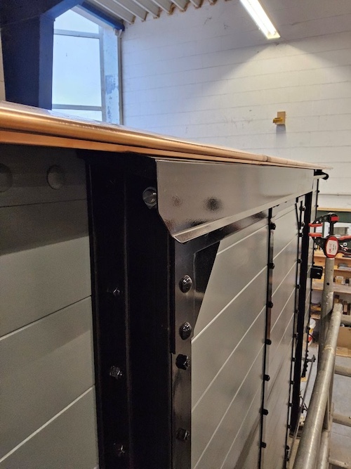 20260219 164505 Dach Tropfleiste