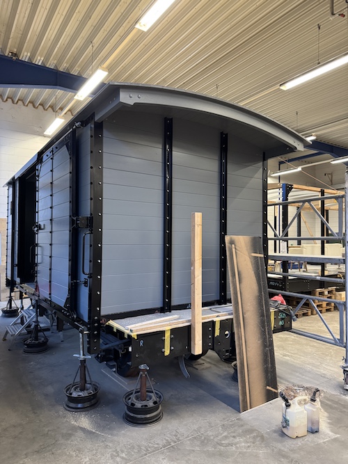 260220 Holzaufbau SKB 143