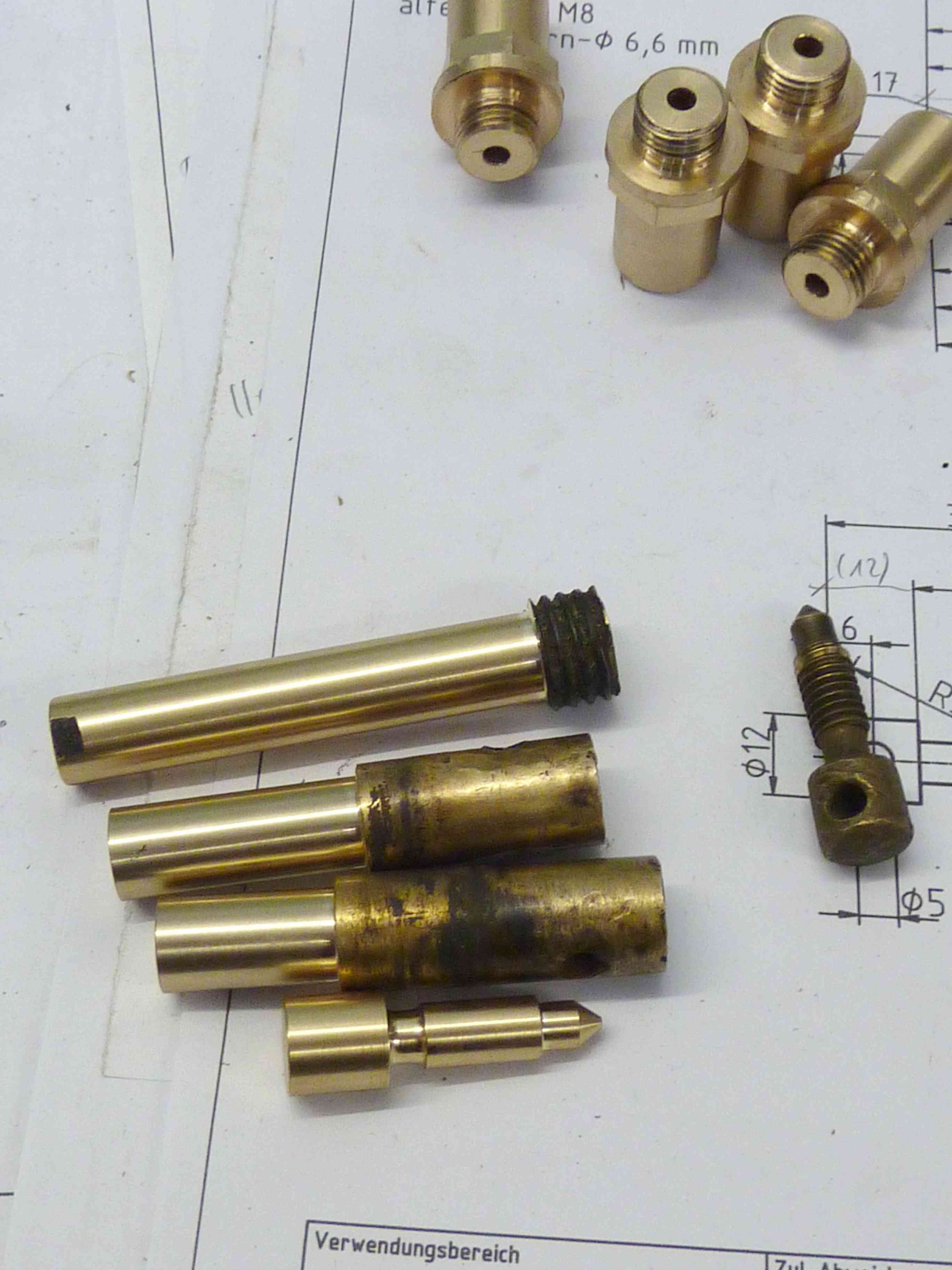 Ablassventile Tropfenkammer Spindel Rohteile